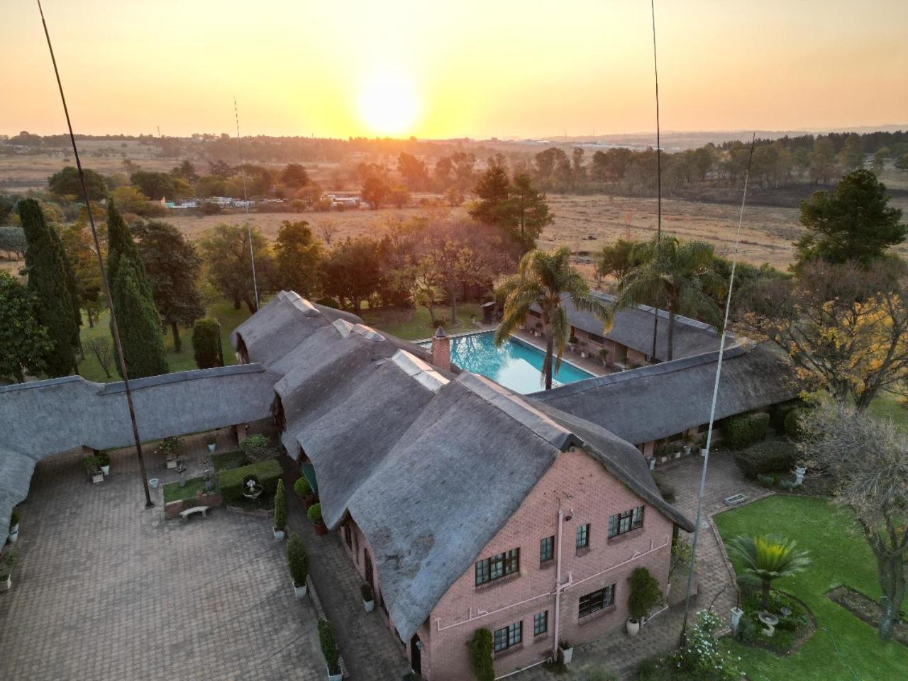 Owls Loft Guest House 米德兰 外观 照片
